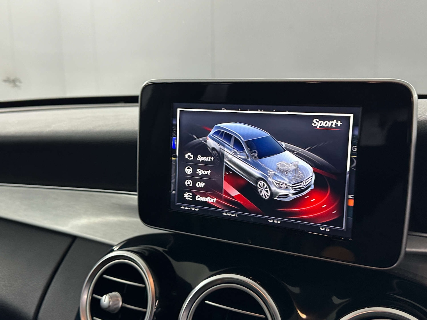 Used Mercedes-Benz C Class 2017 for sale - 77717759: Photo 28