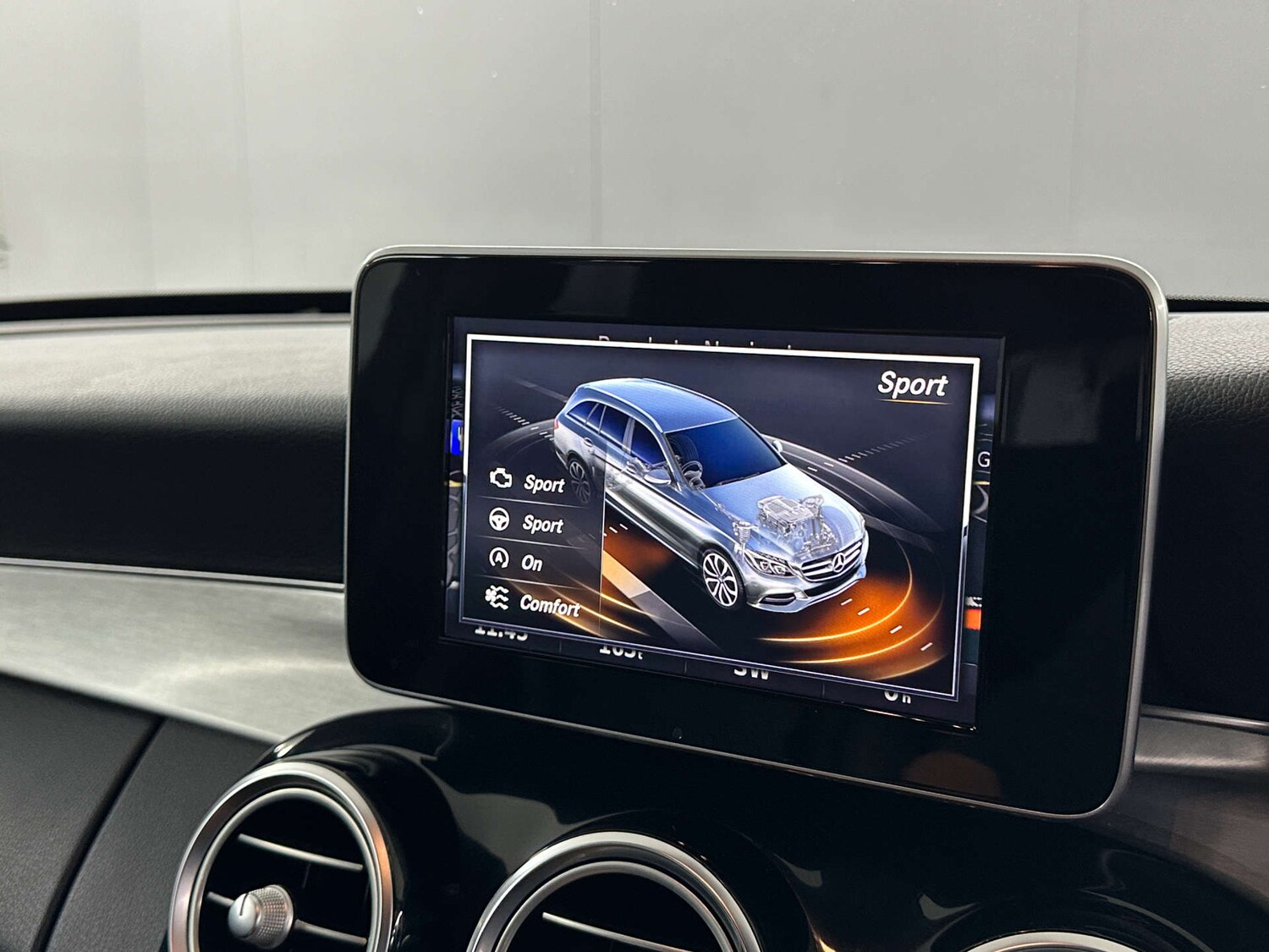 Used Mercedes-Benz C Class 2017 for sale - 77717759: Photo 29