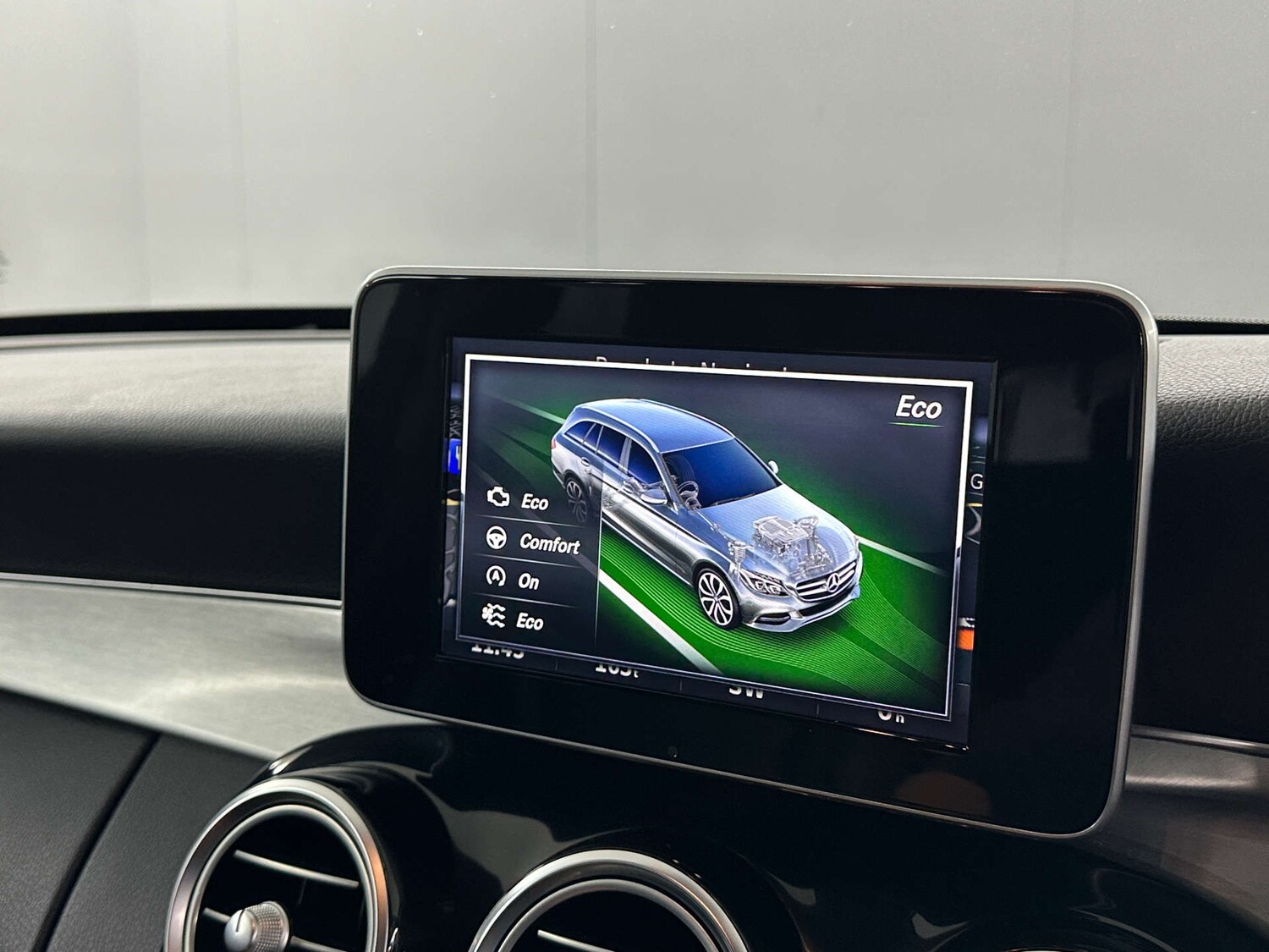 Used Mercedes-Benz C Class 2017 for sale - 77717759: Photo 31