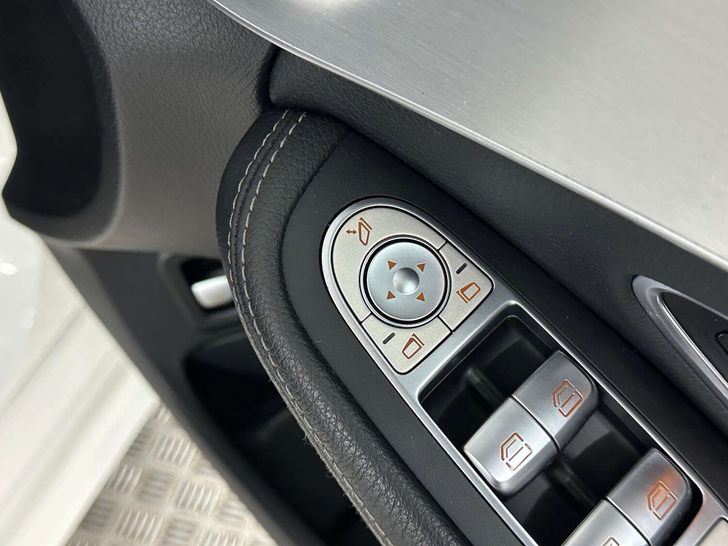 Used Mercedes-Benz C Class 2017 for sale - 77717759: Photo 38