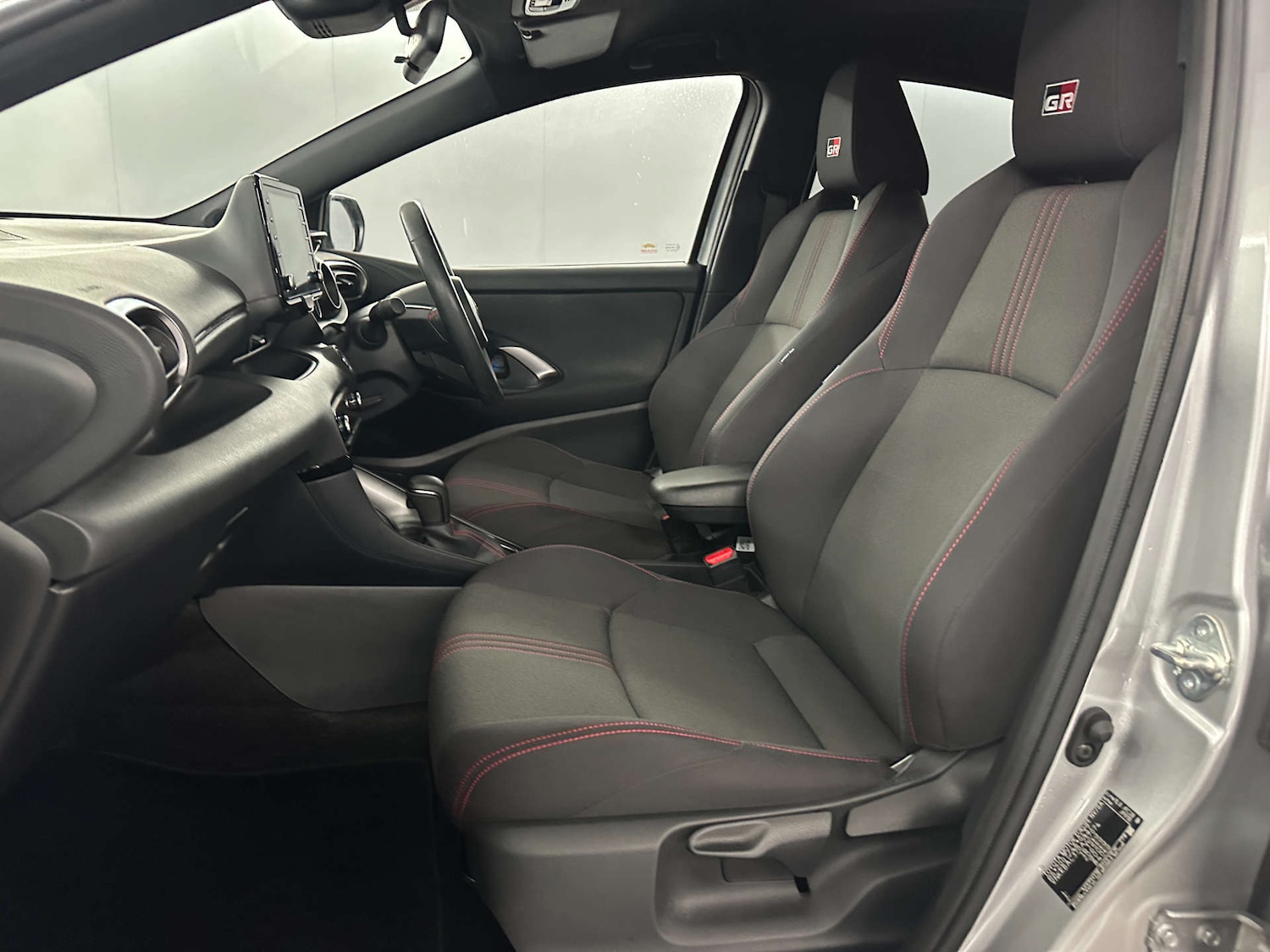 Used Toyota Yaris 2022 for sale - 77765808: Photo 12