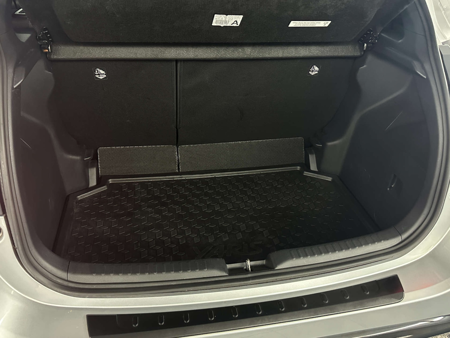 Used Toyota Yaris 2022 for sale - 77765808: Photo 35