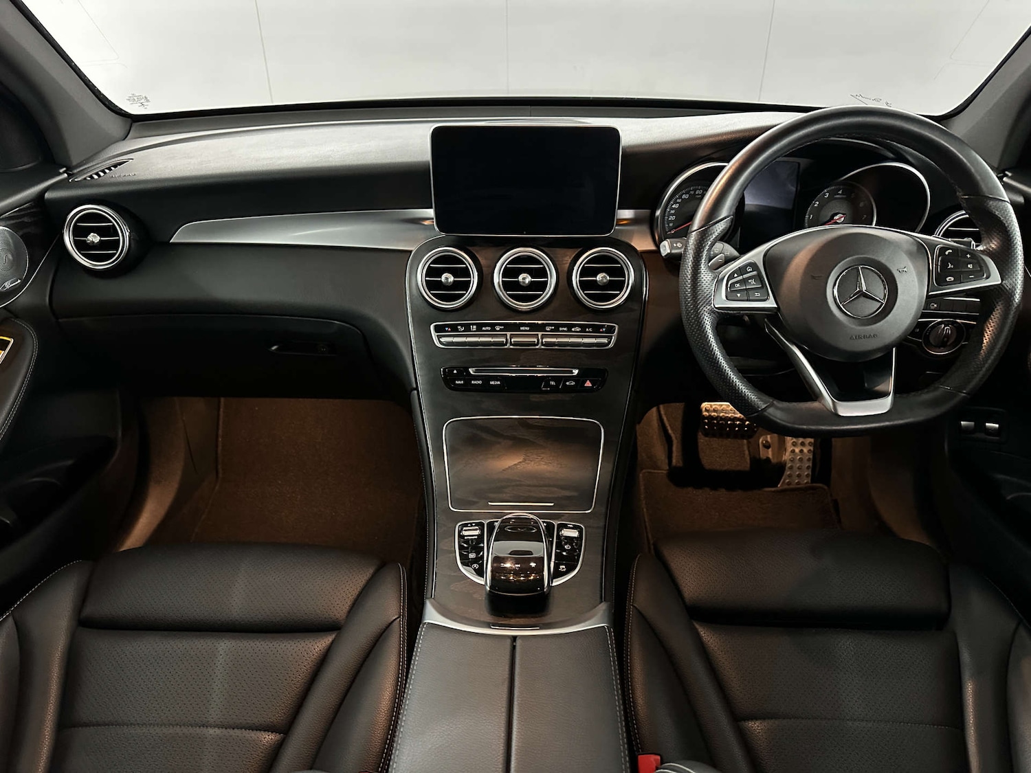 Used Mercedes-Benz GLC 2019 for sale - 77765707: Photo 11