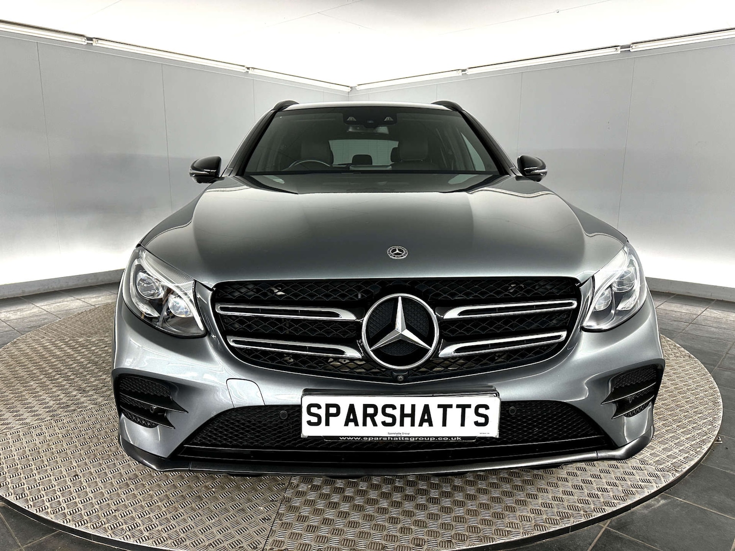 Used Mercedes-Benz GLC 2019 for sale - 77765707: Photo 2