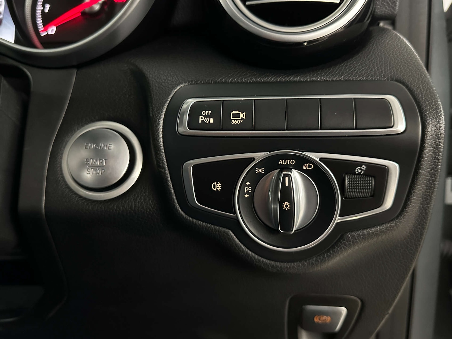 Used Mercedes-Benz GLC 2019 for sale - 77765707: Photo 24