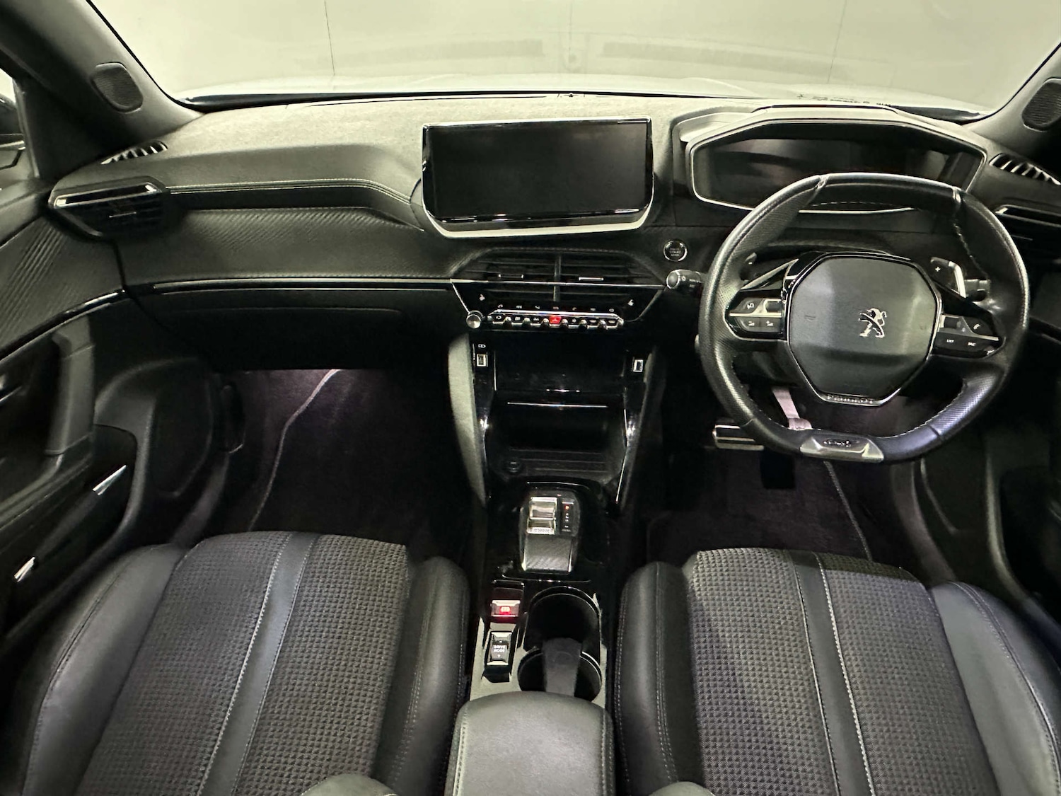 Used Peugeot 2008 2023 for sale - 77920617: Photo 14