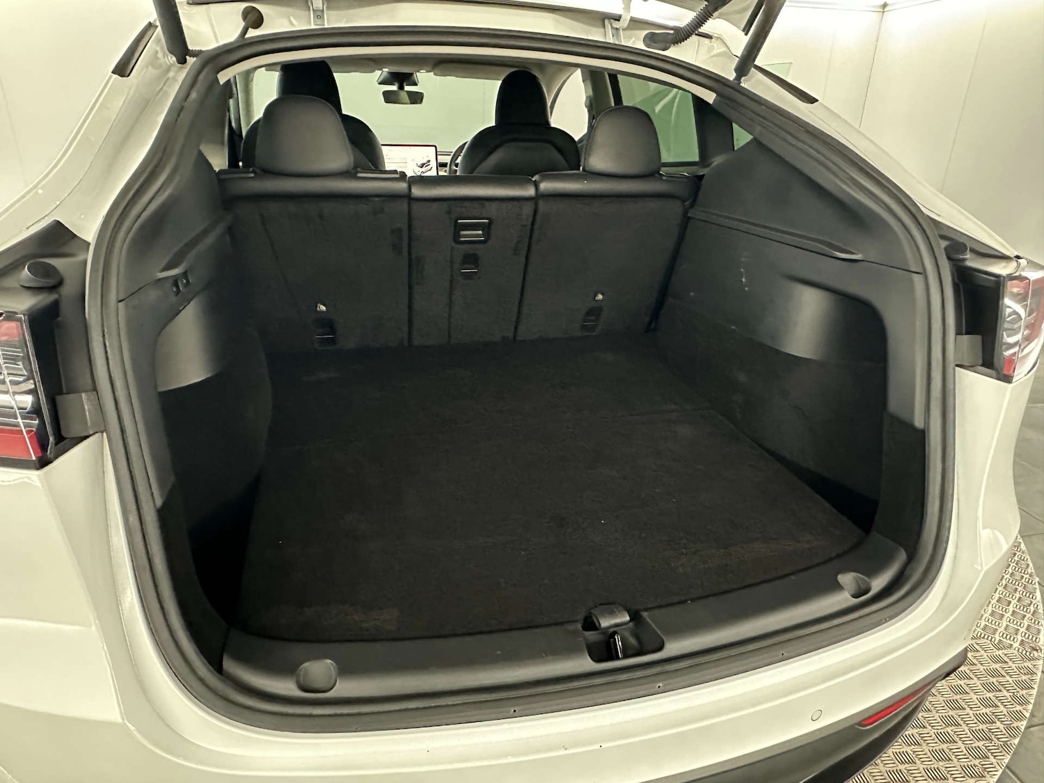 Used Tesla Model Y 2022 for sale - 77983785: Photo 25