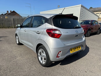 Used Hyundai i10 2020 for sale - 78700764: Photo
