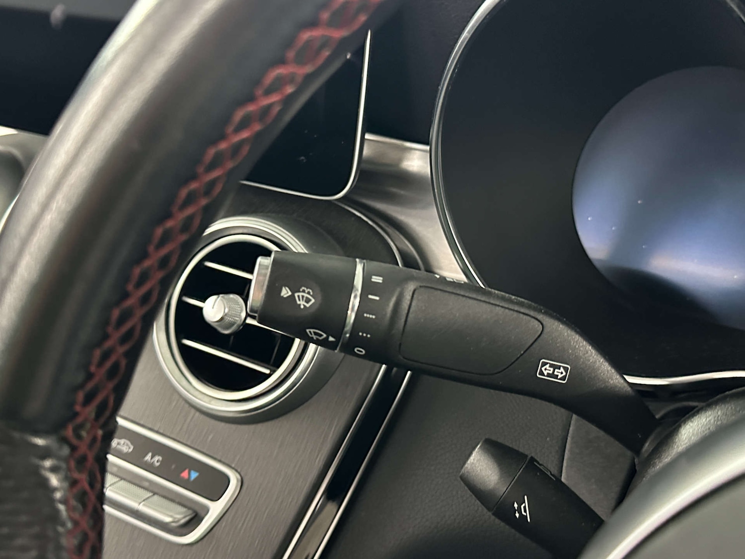 Used Mercedes-Benz C Class 2021 for sale - 77590696: Photo 30