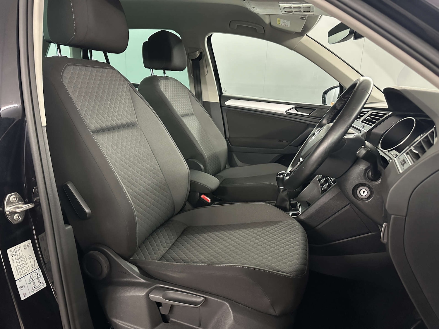 Used Volkswagen Tiguan 2019 for sale - 77735121: Photo 10