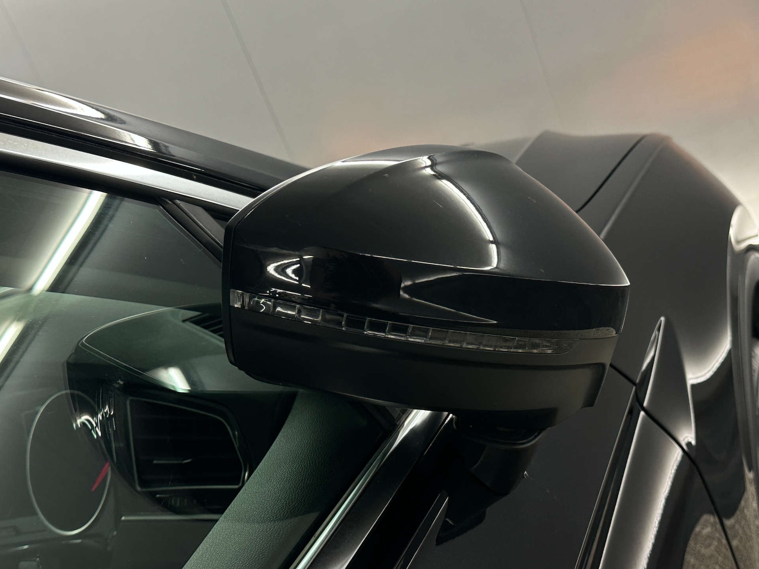 Used Volkswagen Tiguan 2019 for sale - 77735121: Photo 28