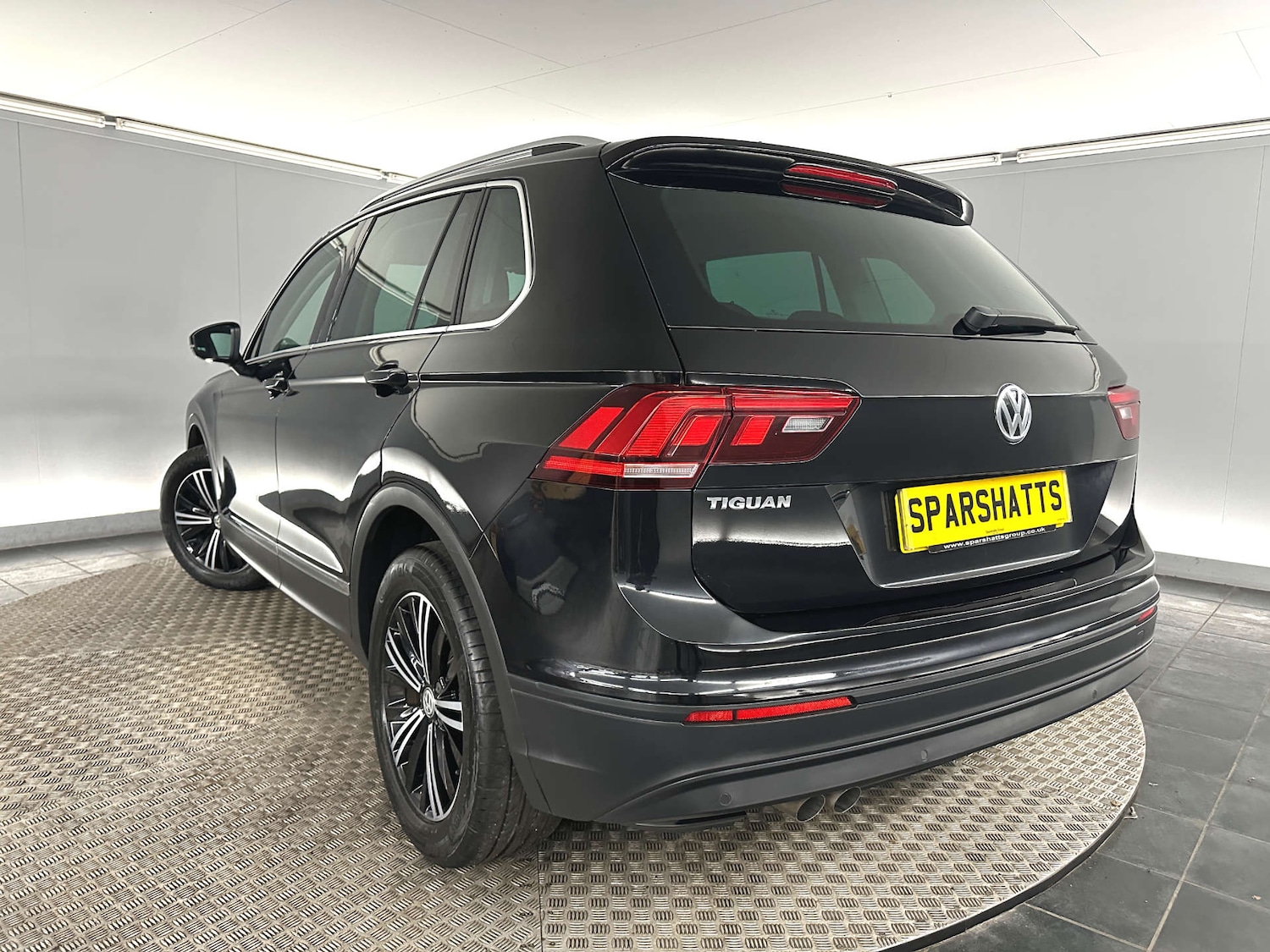 Used Volkswagen Tiguan 2019 for sale - 77735121: Photo 5