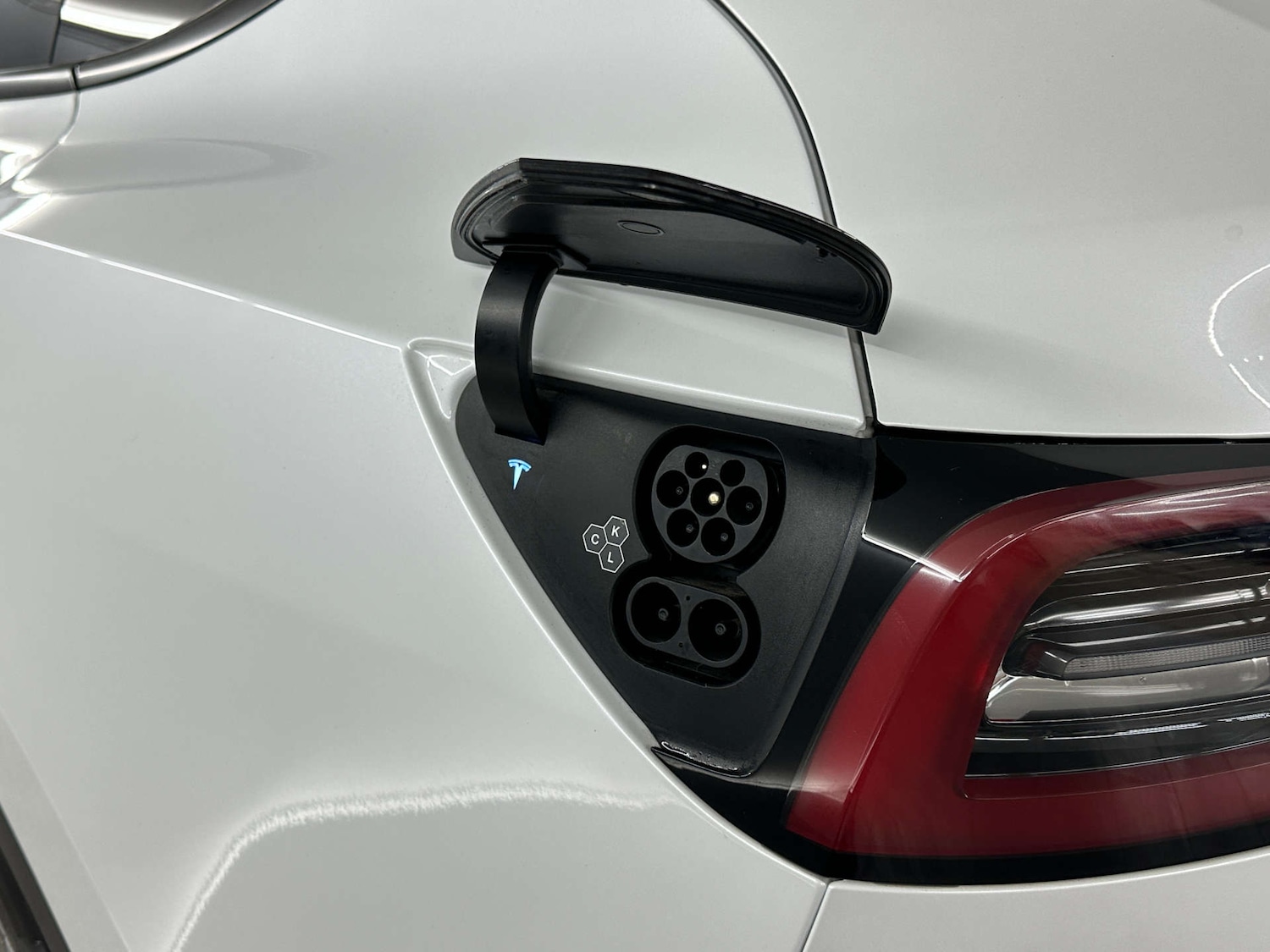 Used Tesla Model Y 2023 for sale - 77745561: Photo 31