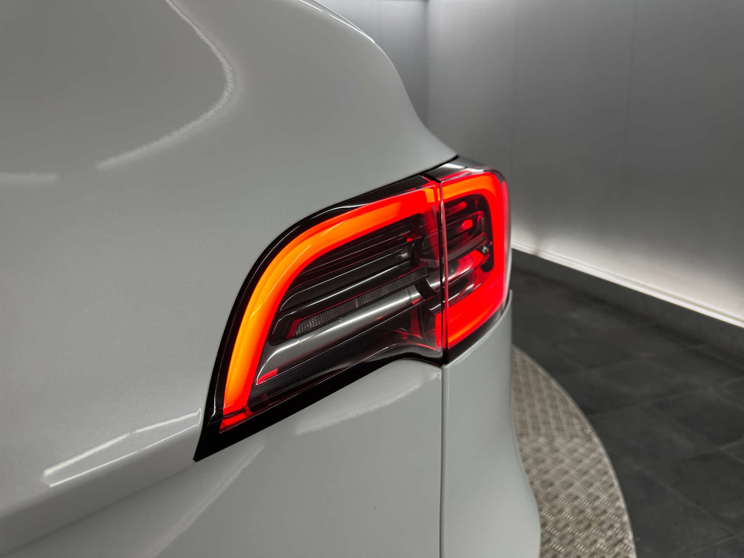 Used Tesla Model Y 2023 for sale - 77745561: Photo 43