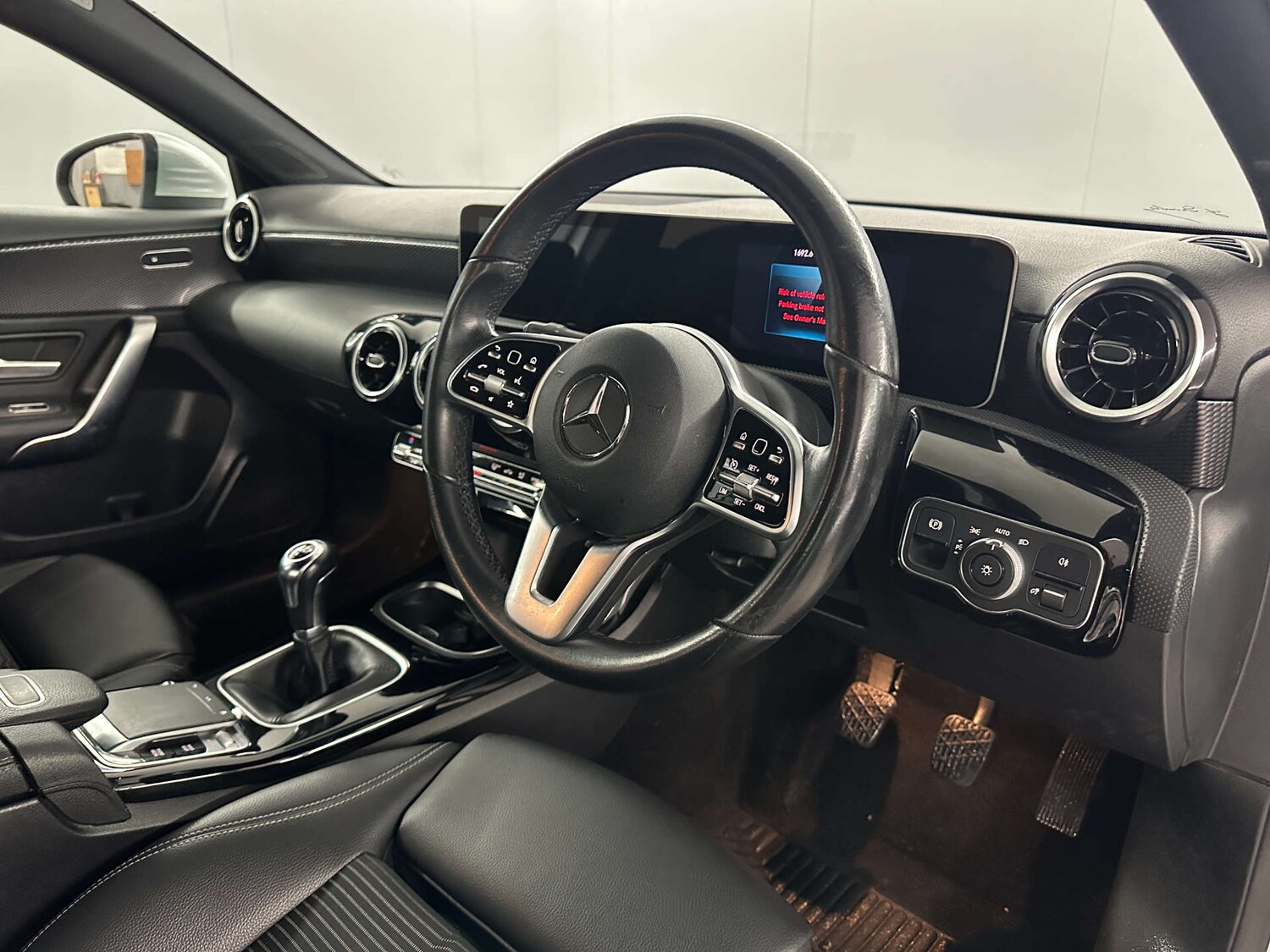 Used Mercedes-Benz A-Class 2019 for sale - 77590727: Photo 11