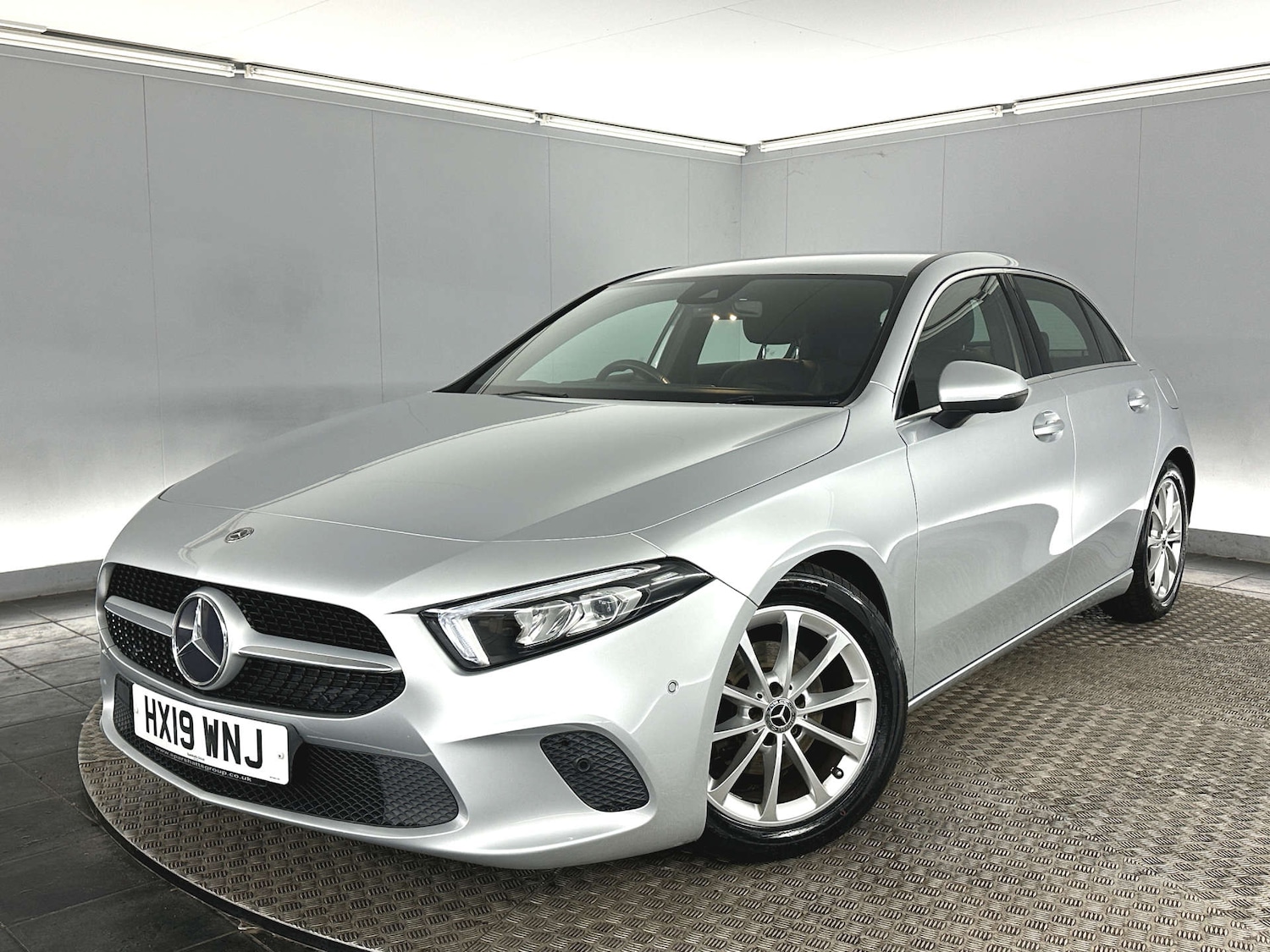 Used Mercedes-Benz A-Class 2019 for sale - 77590727: Photo 5