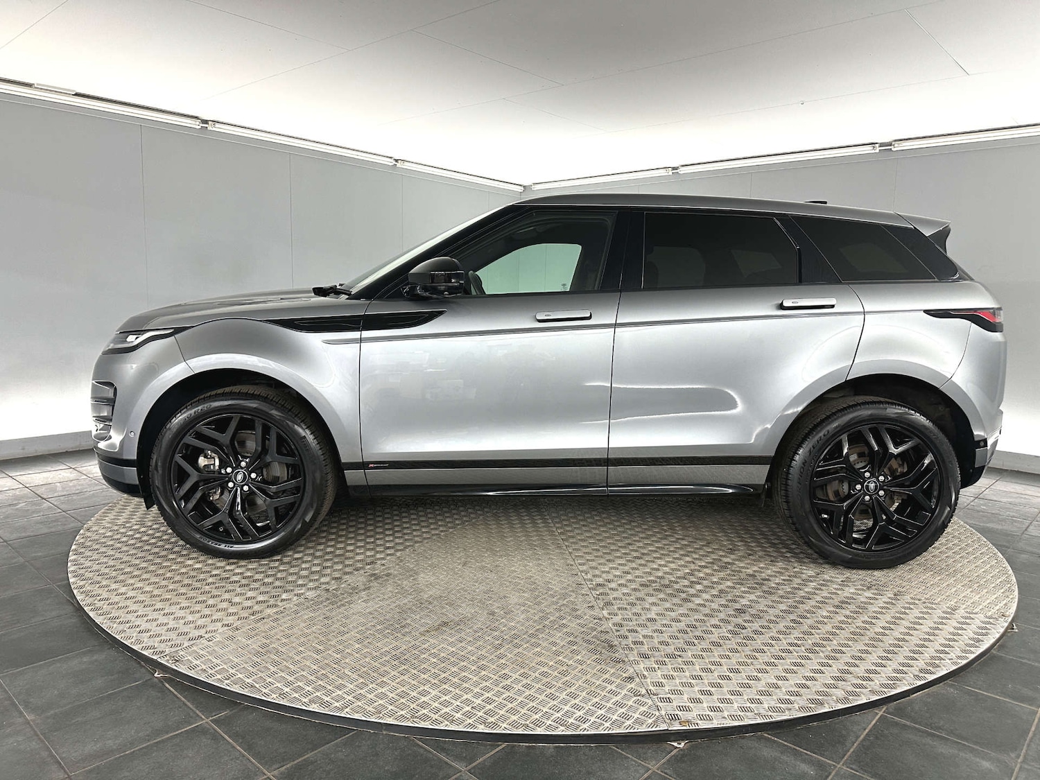 Used Land Rover Range Rover Evoque 2020 for sale - 77920675: Photo 4