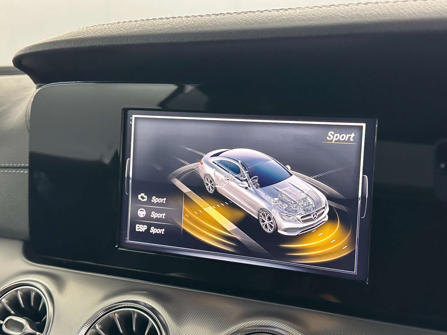 Used Mercedes-Benz E Class 2018 for sale - 77745436: Photo 27