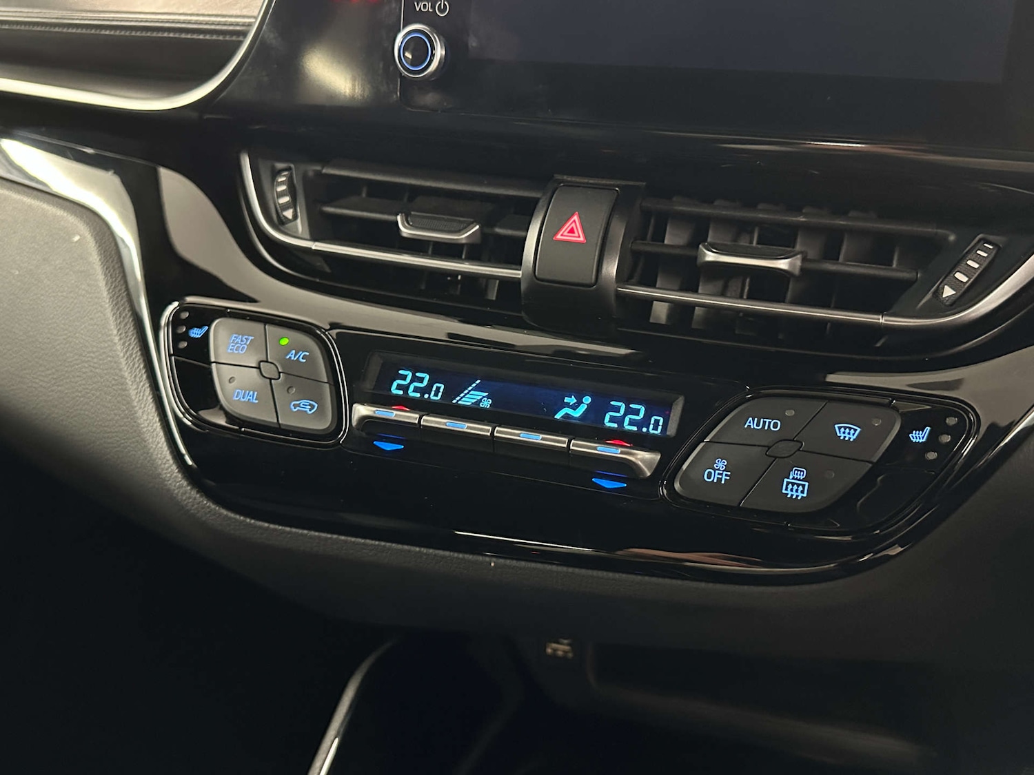 Used Toyota C-HR 2022 for sale - 77745506: Photo 22