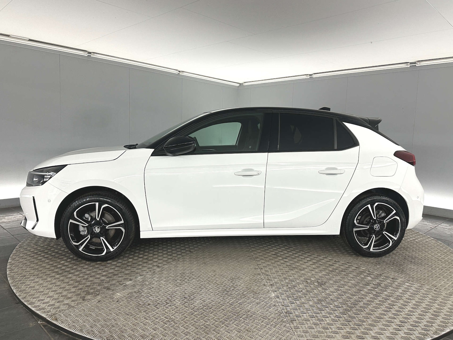 Used Vauxhall Corsa 2025 for sale - 78111321: Photo 4