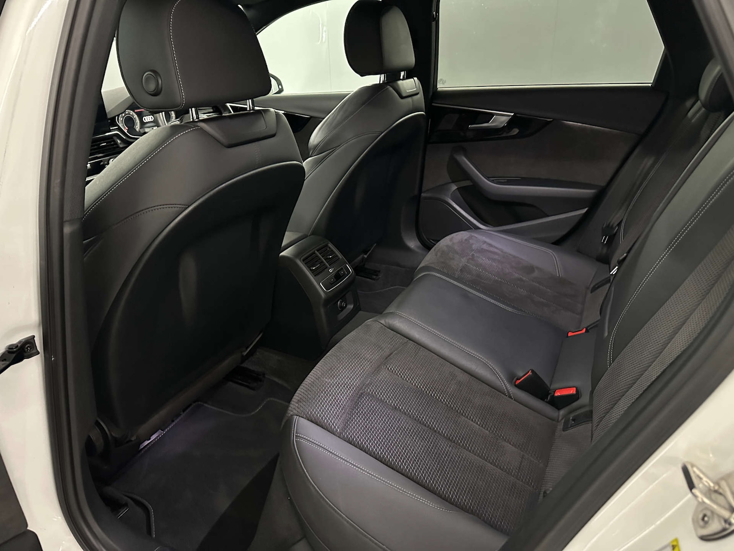 Used Audi A4 2021 for sale - 77590749: Photo 14