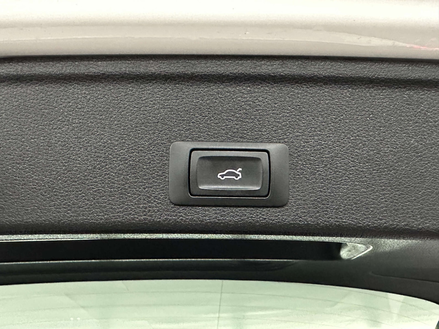 Used Audi A4 2021 for sale - 77590749: Photo 40