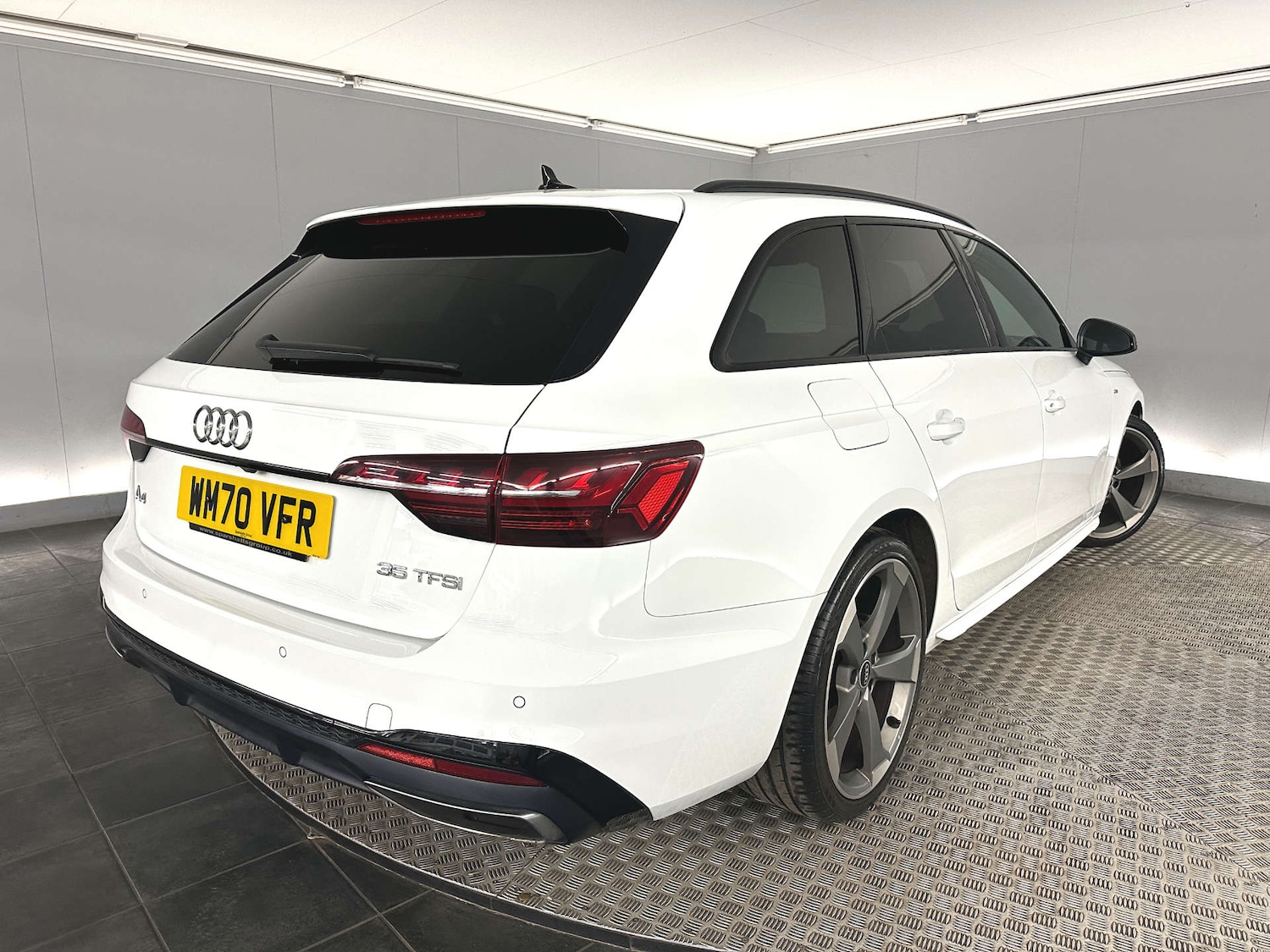 Used Audi A4 2021 for sale - 77590749: Photo 8