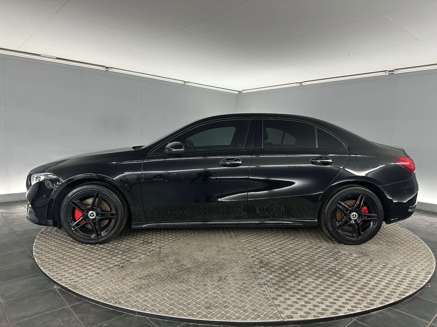 Used Mercedes-Benz A-Class 2020 for sale - 77836312: Photo 4