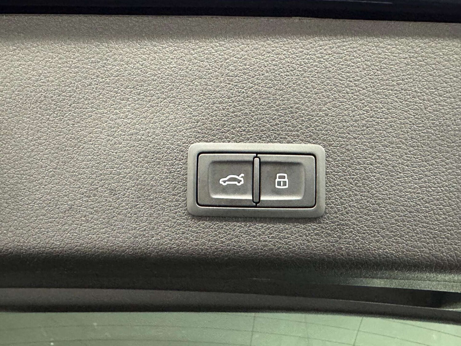 Used Audi e-tron 2021 for sale - 77745567: Photo 48