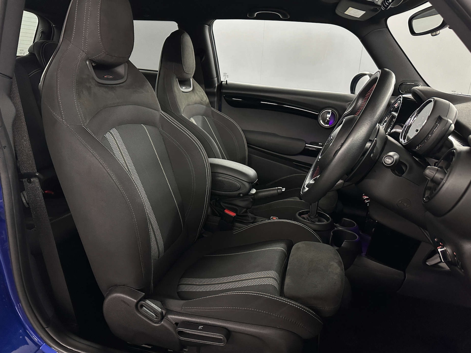 Used MINI Hatch 2020 for sale - 77765748: Photo 10