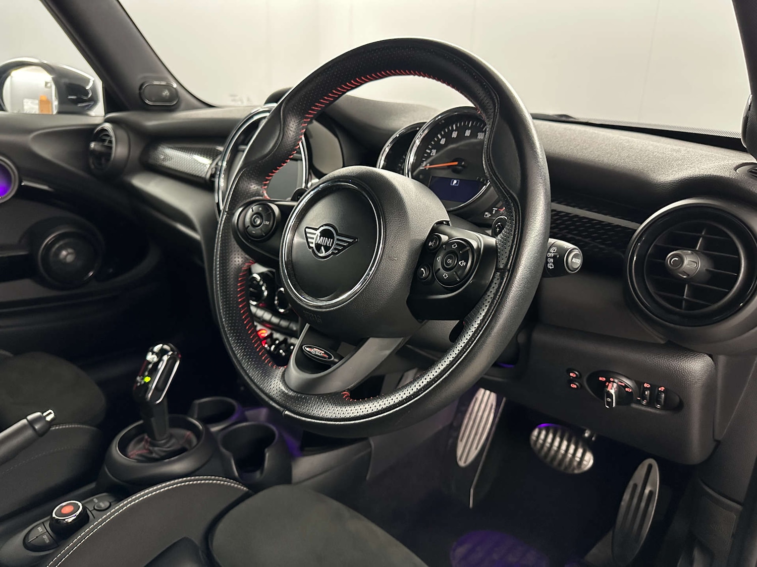 Used MINI Hatch 2020 for sale - 77765748: Photo 9