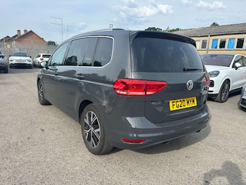 Used Volkswagen Touran 2020 for sale - 78747919: Photo