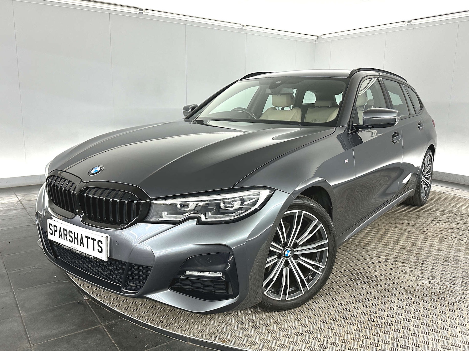 Used BMW 3 Series 2019 for sale - 77655640: Photo 3