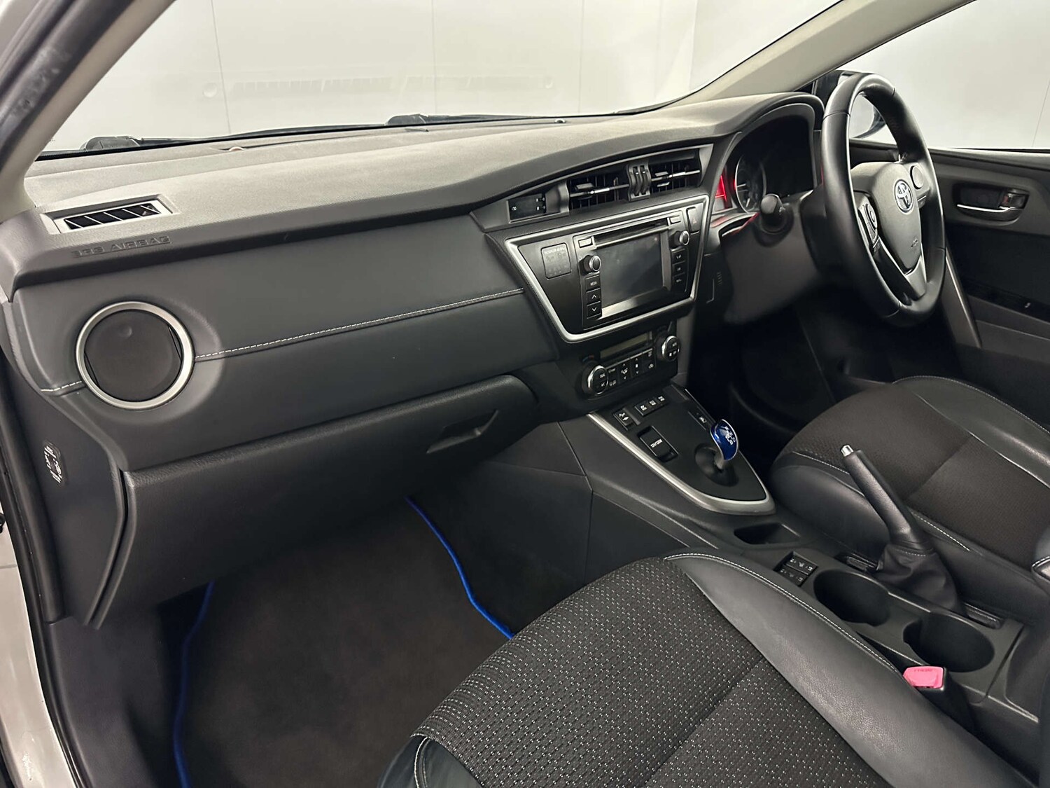 Used Toyota Auris 2013 for sale - 77745468: Photo 13