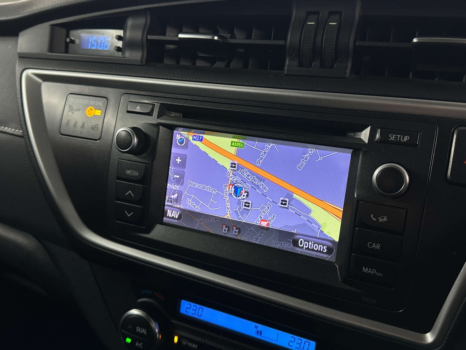 Used Toyota Auris 2013 for sale - 77745468: Photo 2