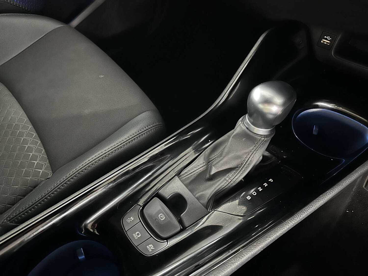 Used Toyota C-HR 2022 for sale - 77590771: Photo 17