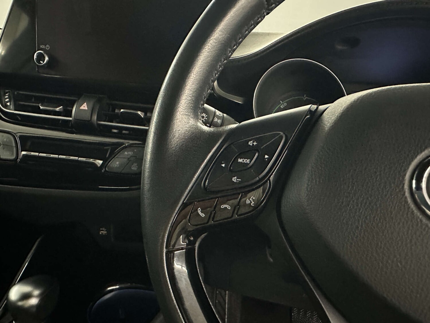 Used Toyota C-HR 2022 for sale - 77590771: Photo 18