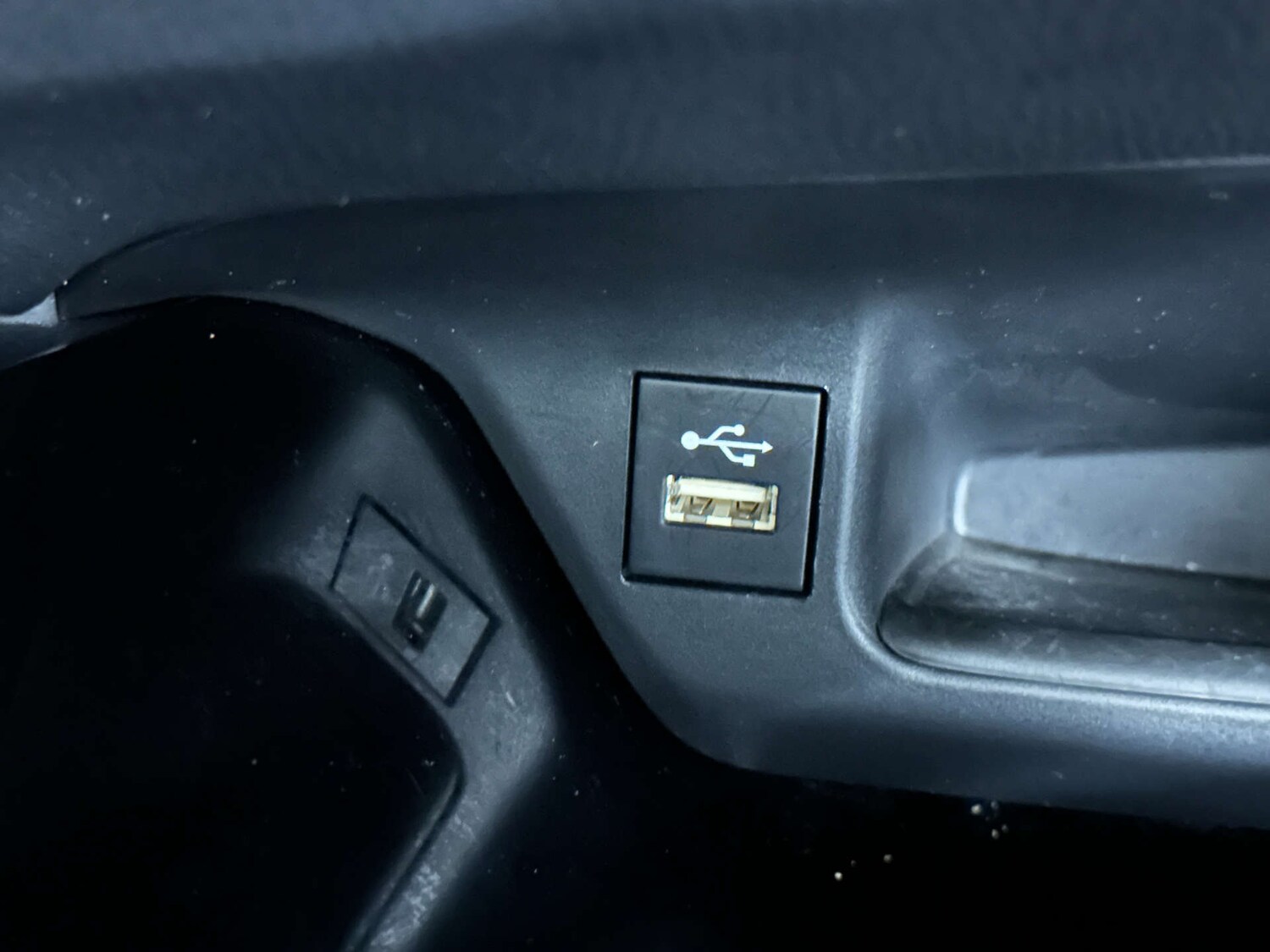 Used Toyota C-HR 2022 for sale - 77590771: Photo 30