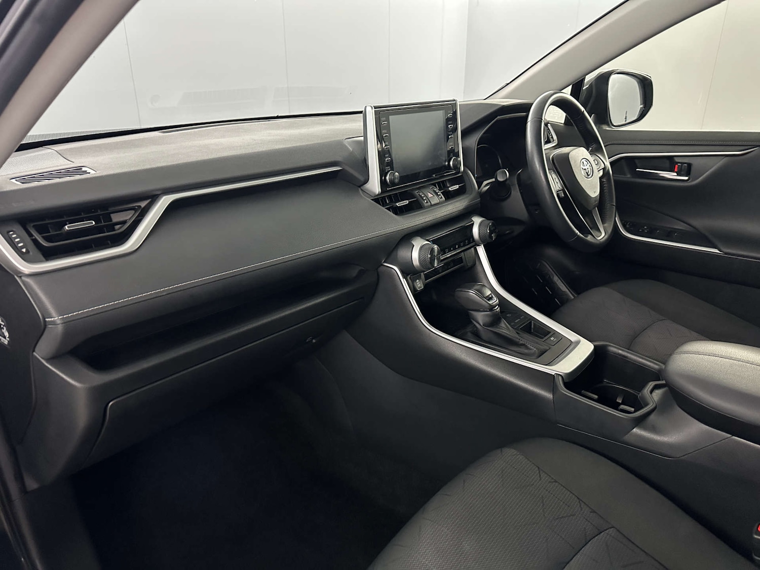 Used Toyota RAV4 2022 for sale - 77765700: Photo 13