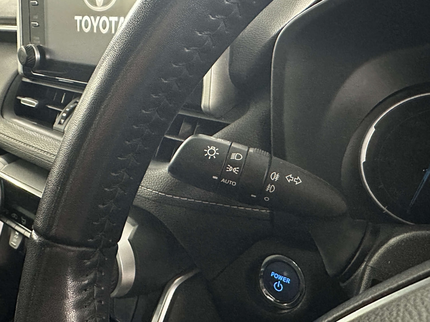 Used Toyota RAV4 2022 for sale - 77765700: Photo 24