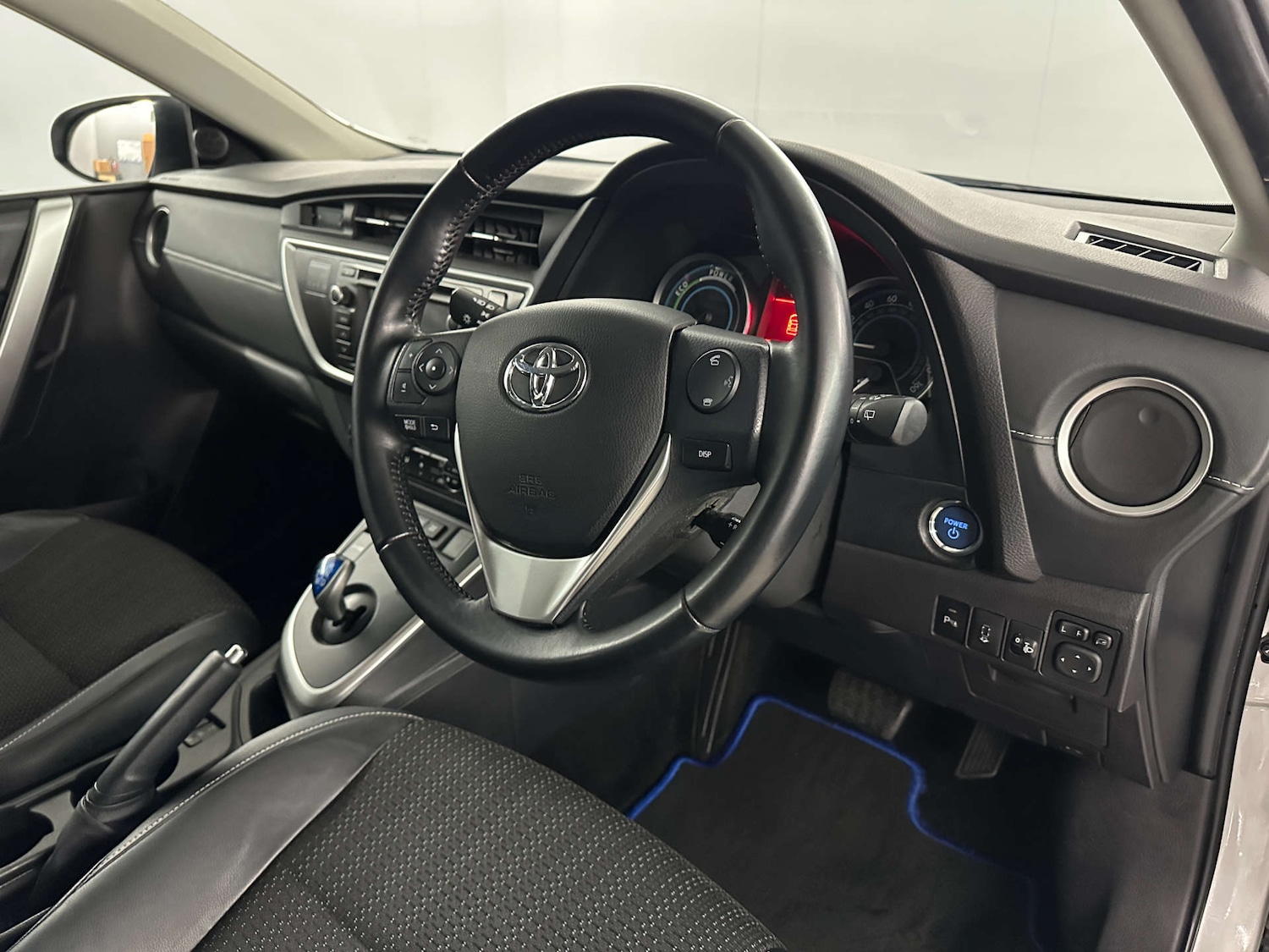 Used Toyota Auris 2013 for sale - 77765709: Photo 11