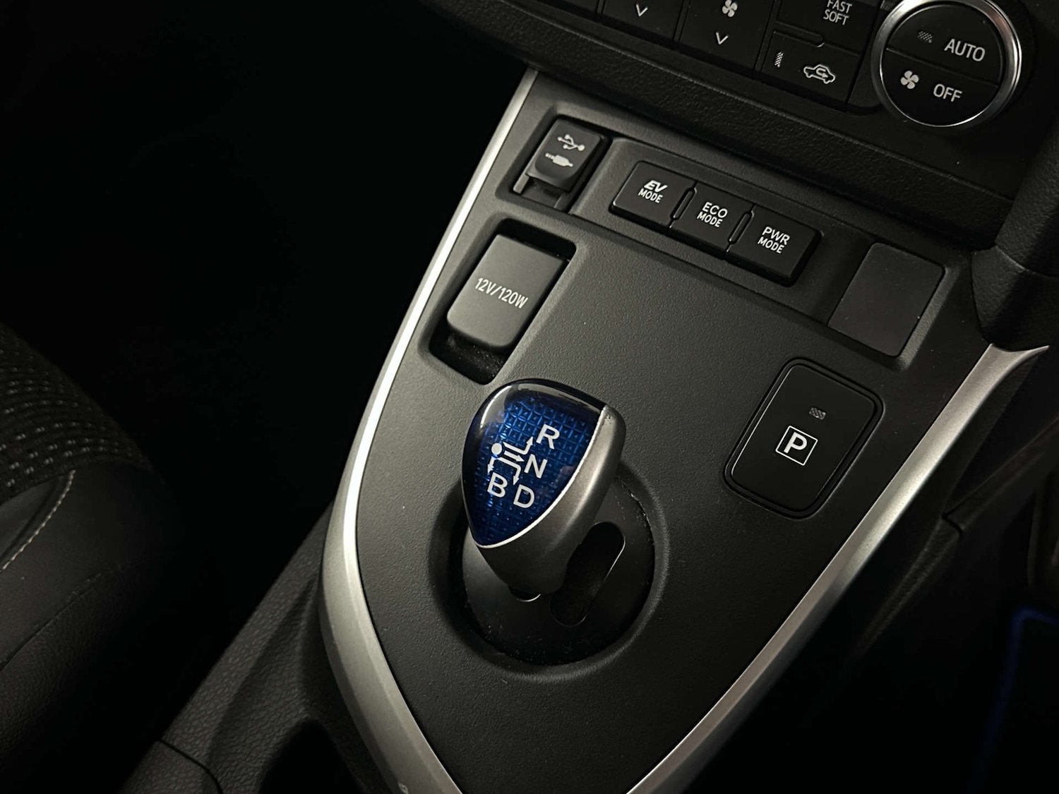 Used Toyota Auris 2013 for sale - 77765709: Photo 18