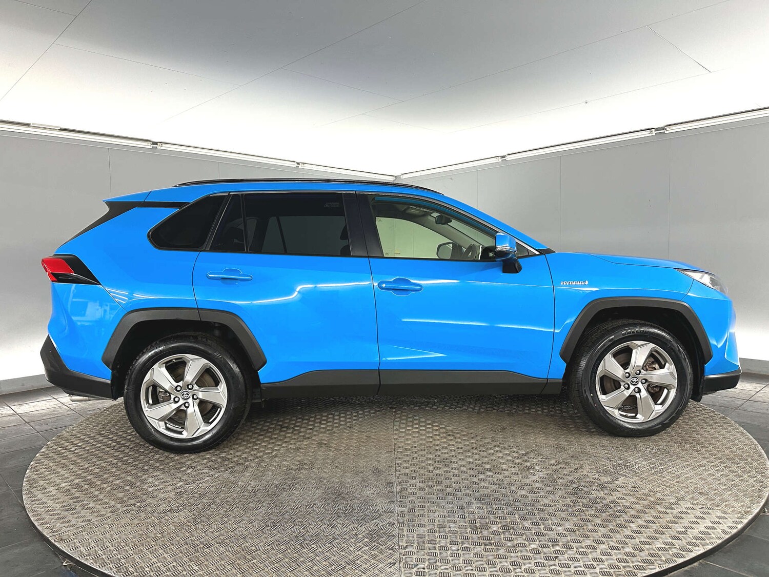 Used Toyota RAV4 2020 for sale - 77590724: Photo 10