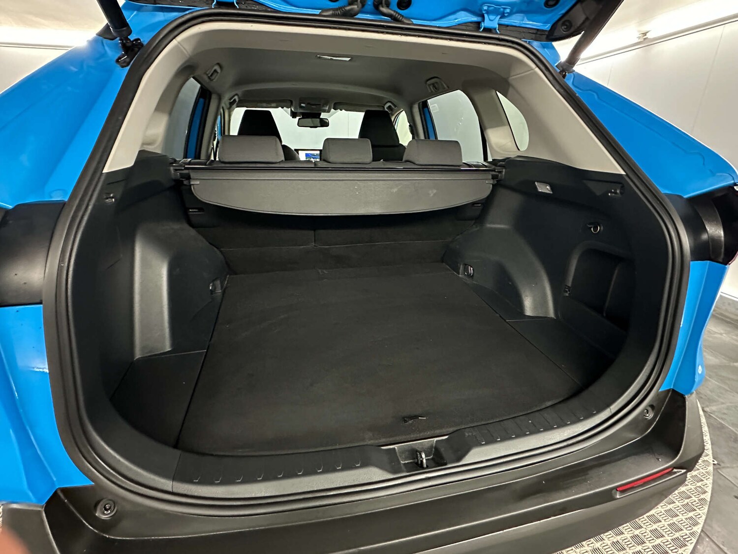 Used Toyota RAV4 2020 for sale - 77590724: Photo 33