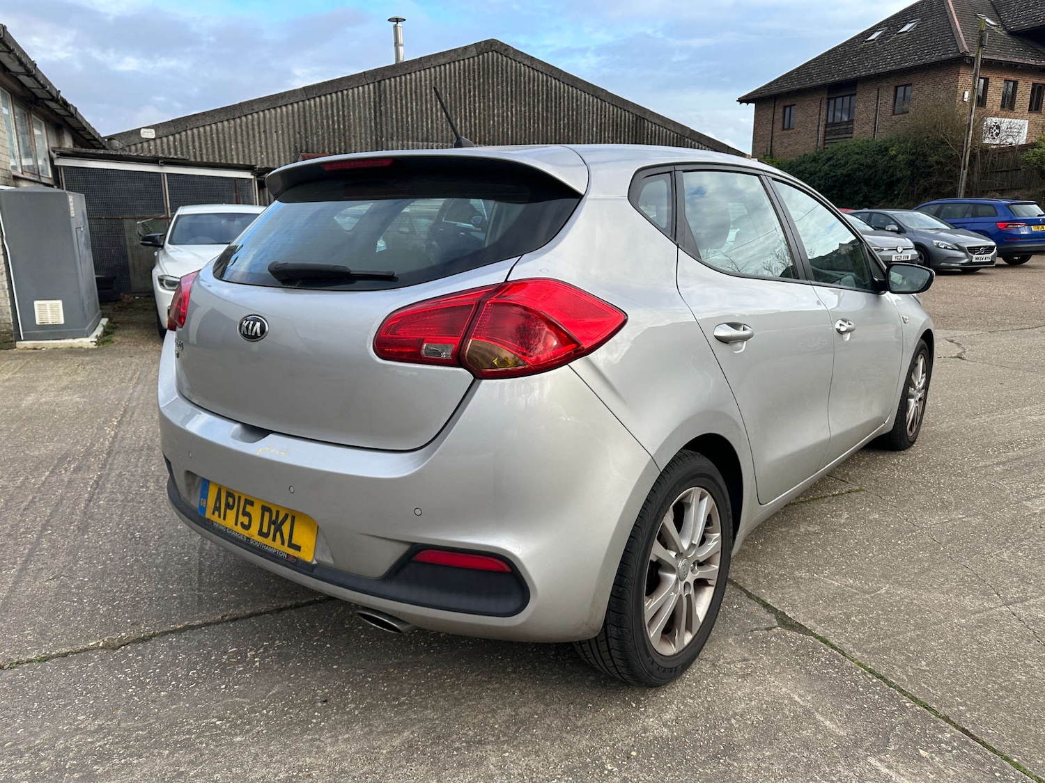 Used Kia Ceed 2015 for sale - 77920604: Photo 4