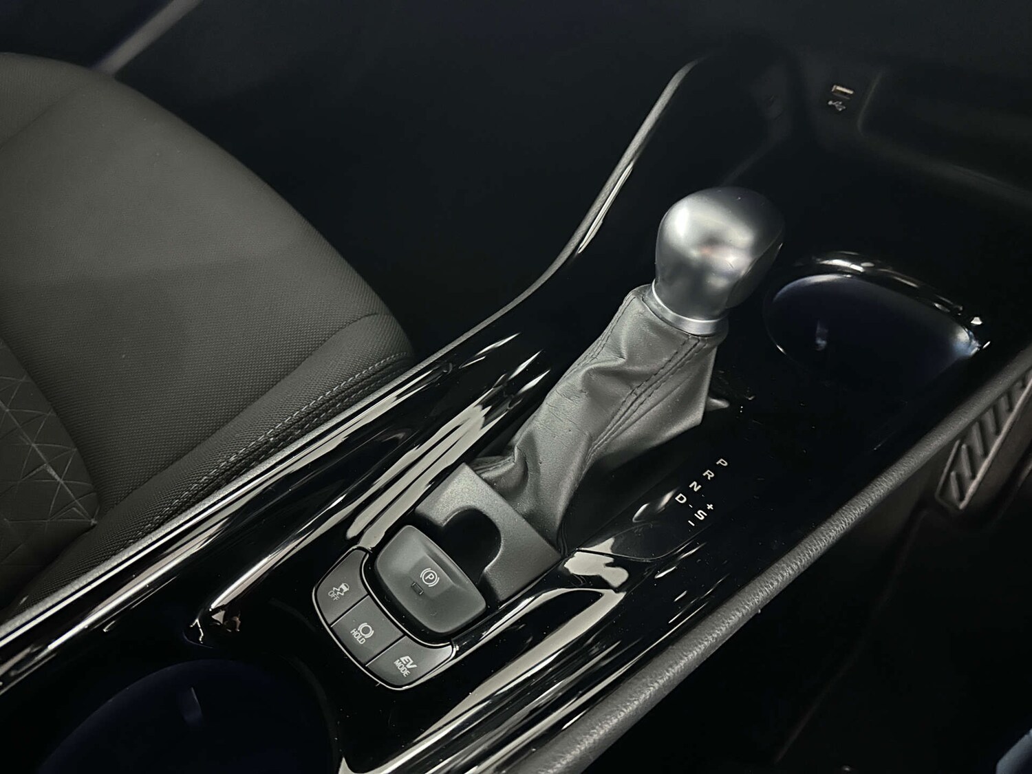 Used Toyota C-HR 2022 for sale - 77590774: Photo 18