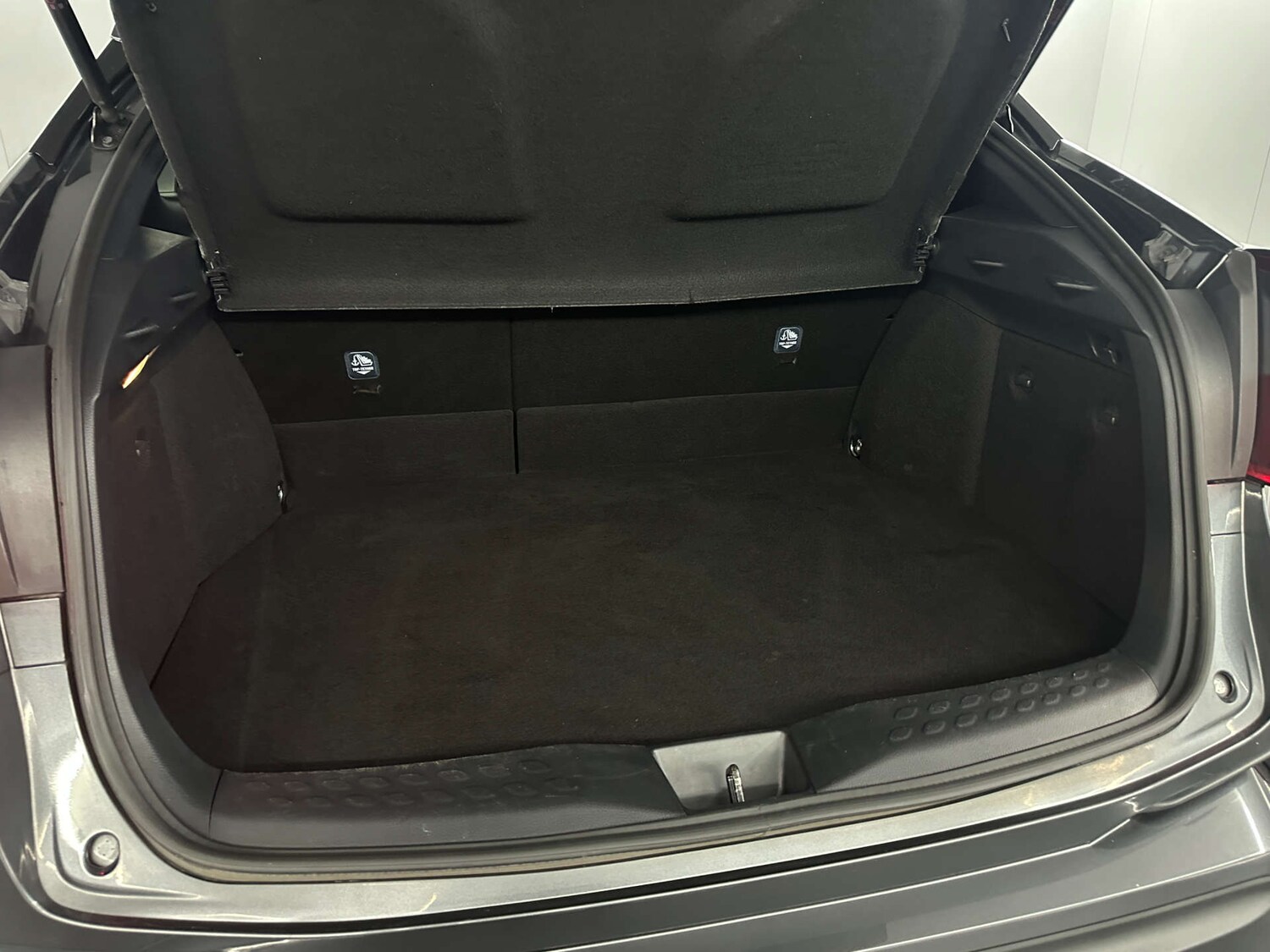 Used Toyota C-HR 2022 for sale - 77590774: Photo 41