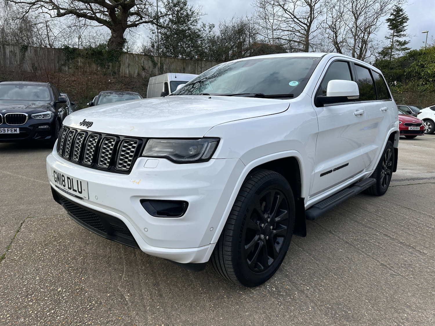 Used Jeep Grand Cherokee 2018 for sale - 77836323: Photo 2