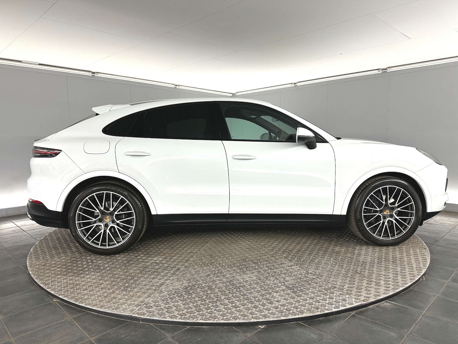 Used Porsche Cayenne 2019 for sale - 77765817: Photo 8
