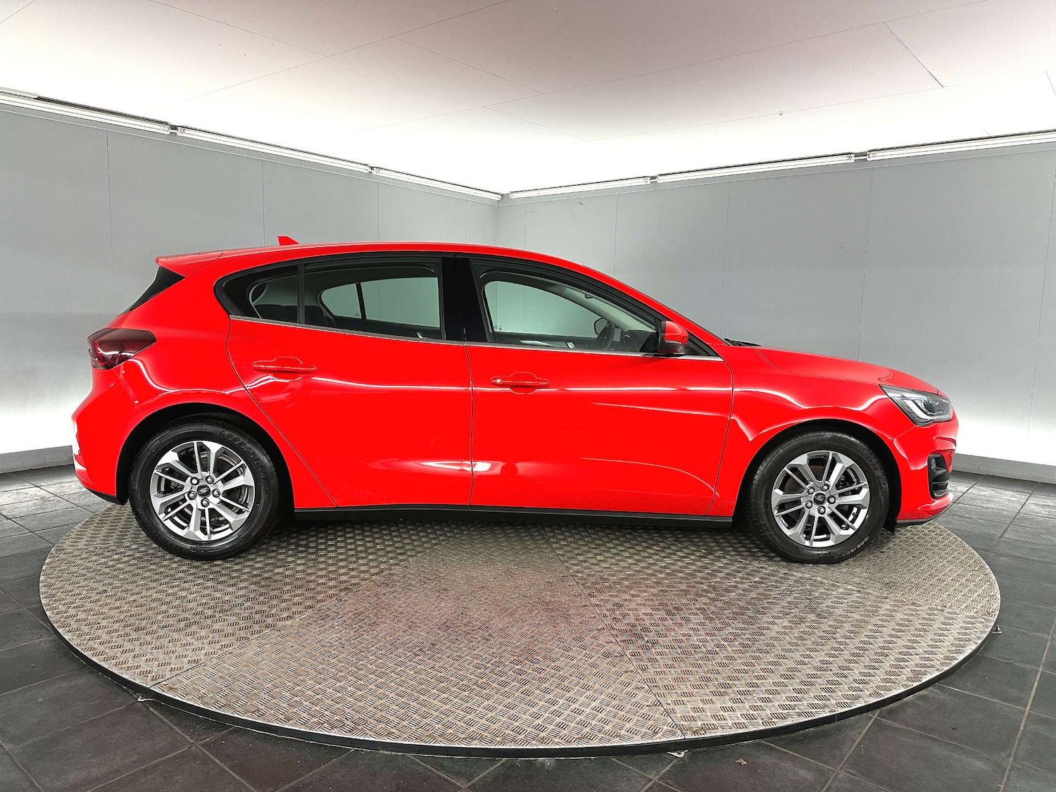 Used Ford Focus 2023 for sale - 77590760: Photo 10